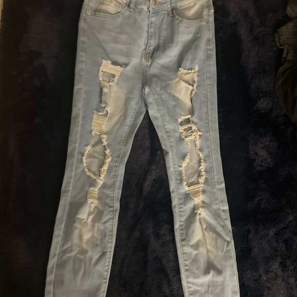 light blue ripped jeans - Picture 3 of 3